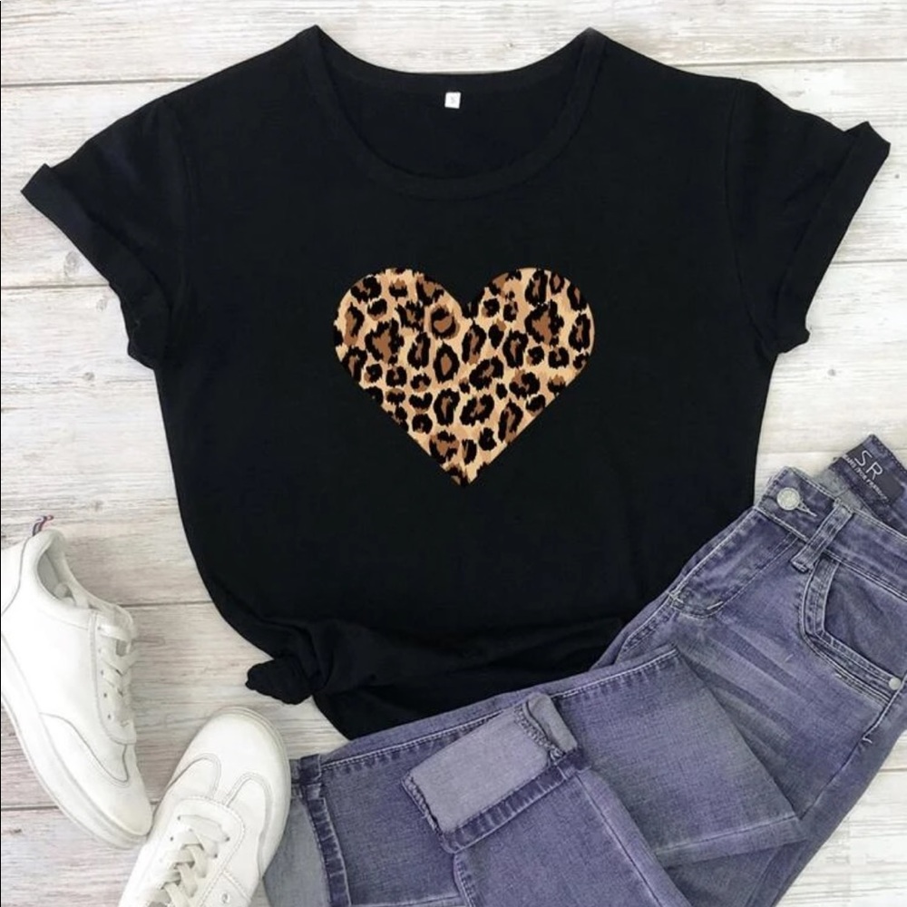 NWT - Leopard Print Heart